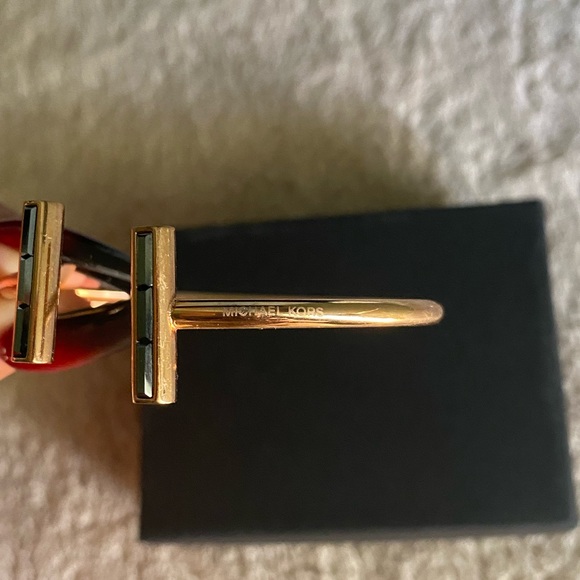 Michael kors bronze bracelet - Picture 3 of 4